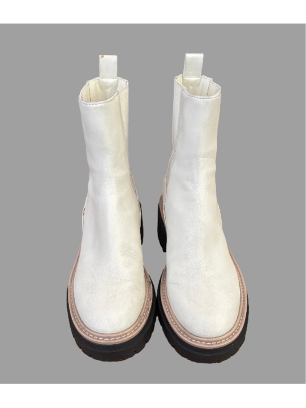Open Edit white vegan lthr blk lug sole Ankl boots SZ 7 festival indie - Picture 2 of 10